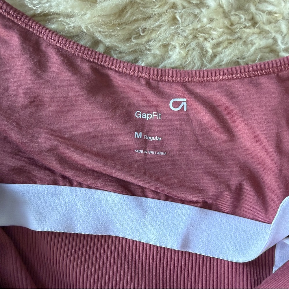 Gap Fit Ribbed V-Neck Cami Crop Tank Top - Dusty Rose - Picture 5 of 5